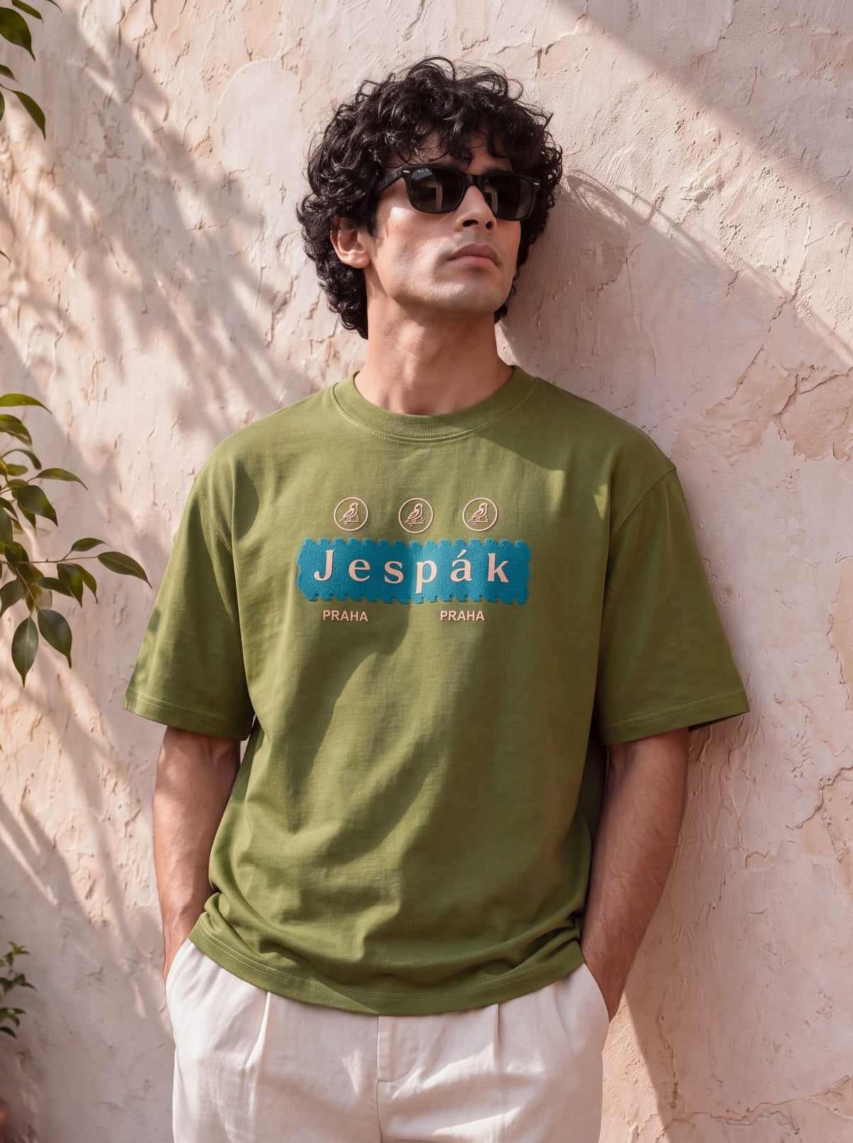 JESPAK EMBOSSED ICON STRIP PREMIUM T-SHIRT