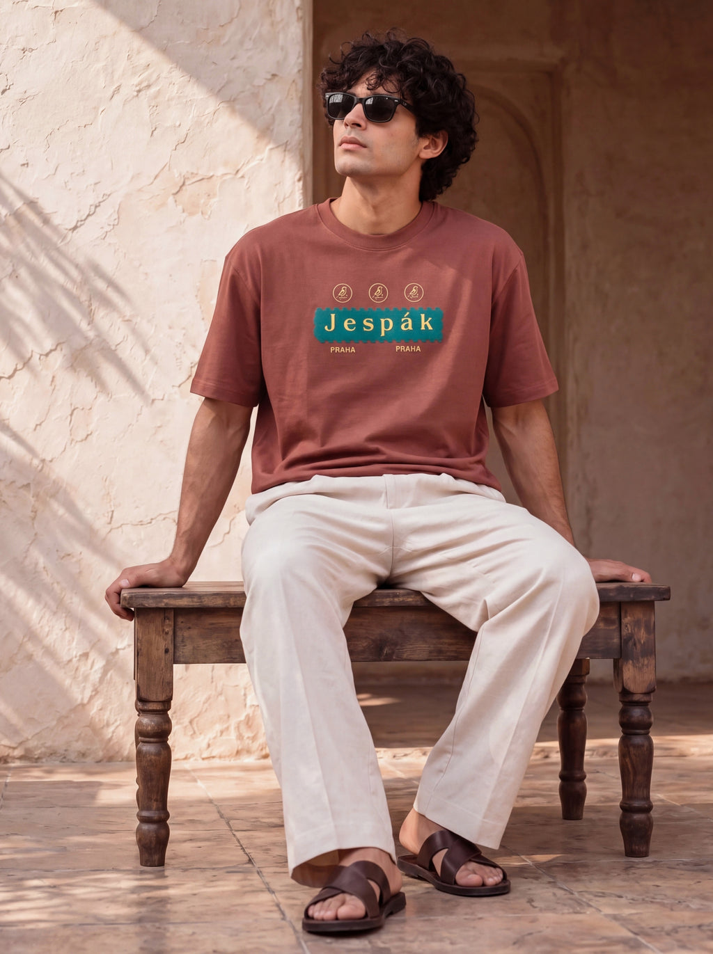 JESPAK EMBOSSED ICON STRIP PREMIUM T-SHIRT