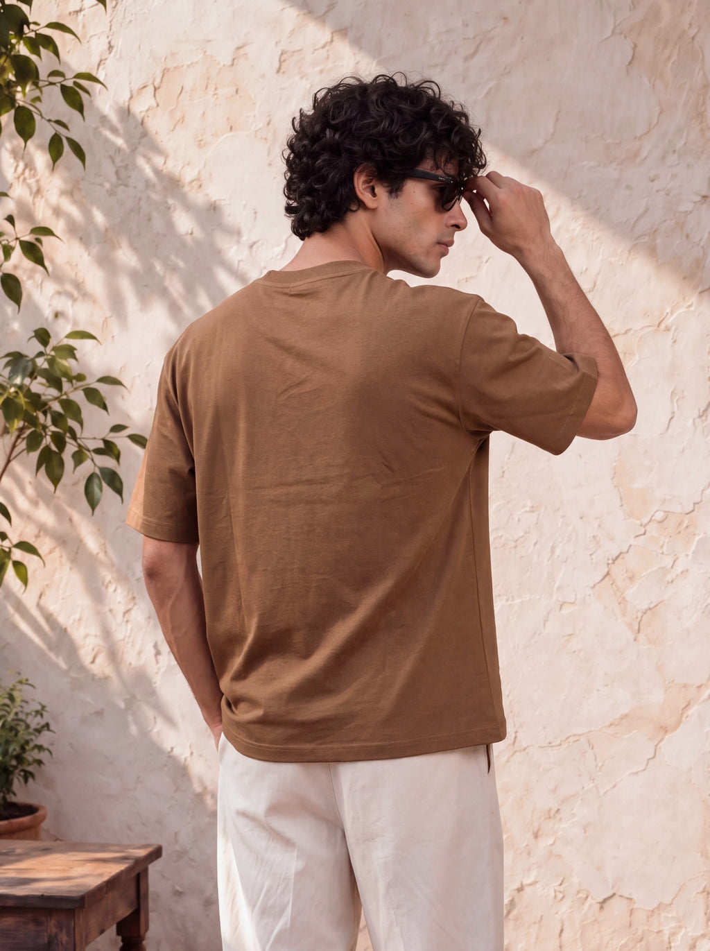 JESPAK EMBOSSED ICON STRIP PREMIUM T-SHIRT