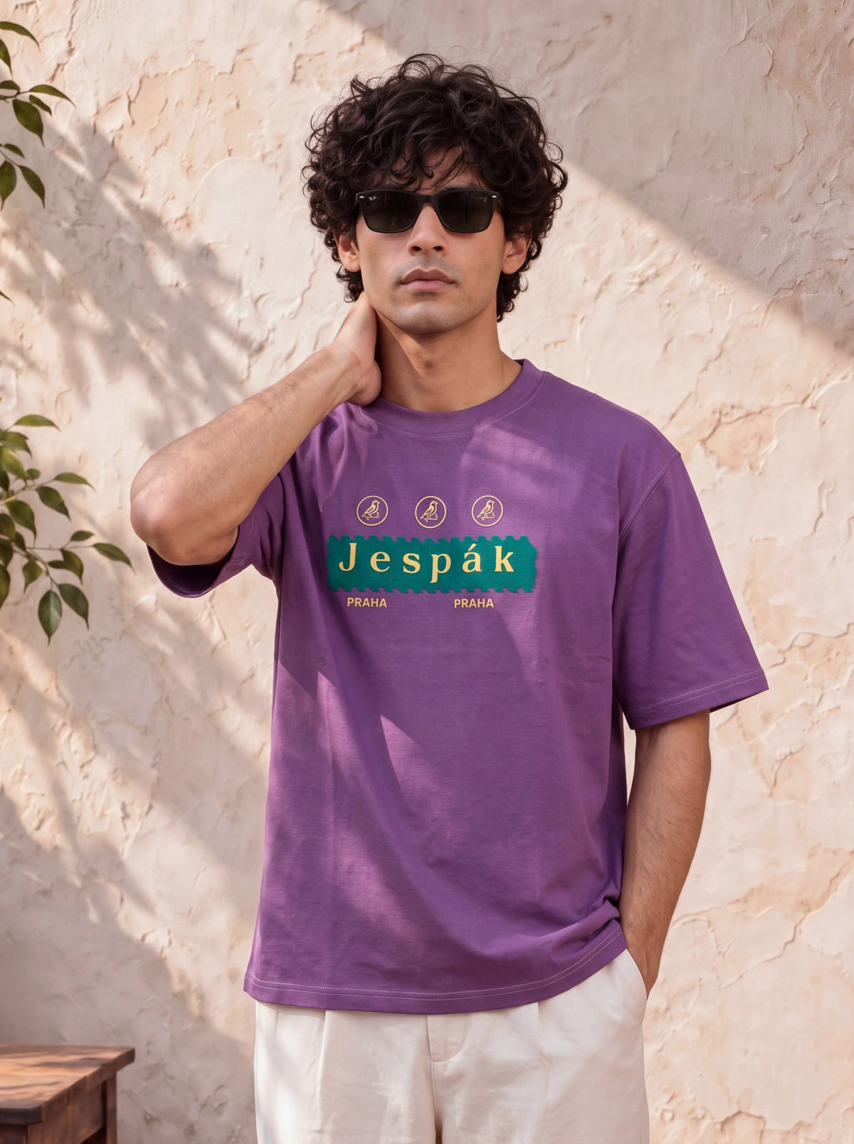 JESPAK EMBOSSED ICON STRIP PREMIUM T-SHIRT