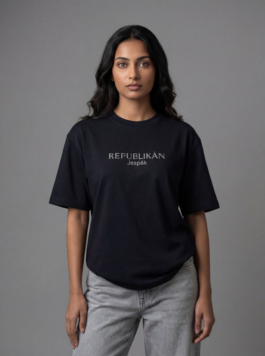 REPUBLIKÁN DIAMOND TYPOGRAPHY OVERSIZED T-SHIRT