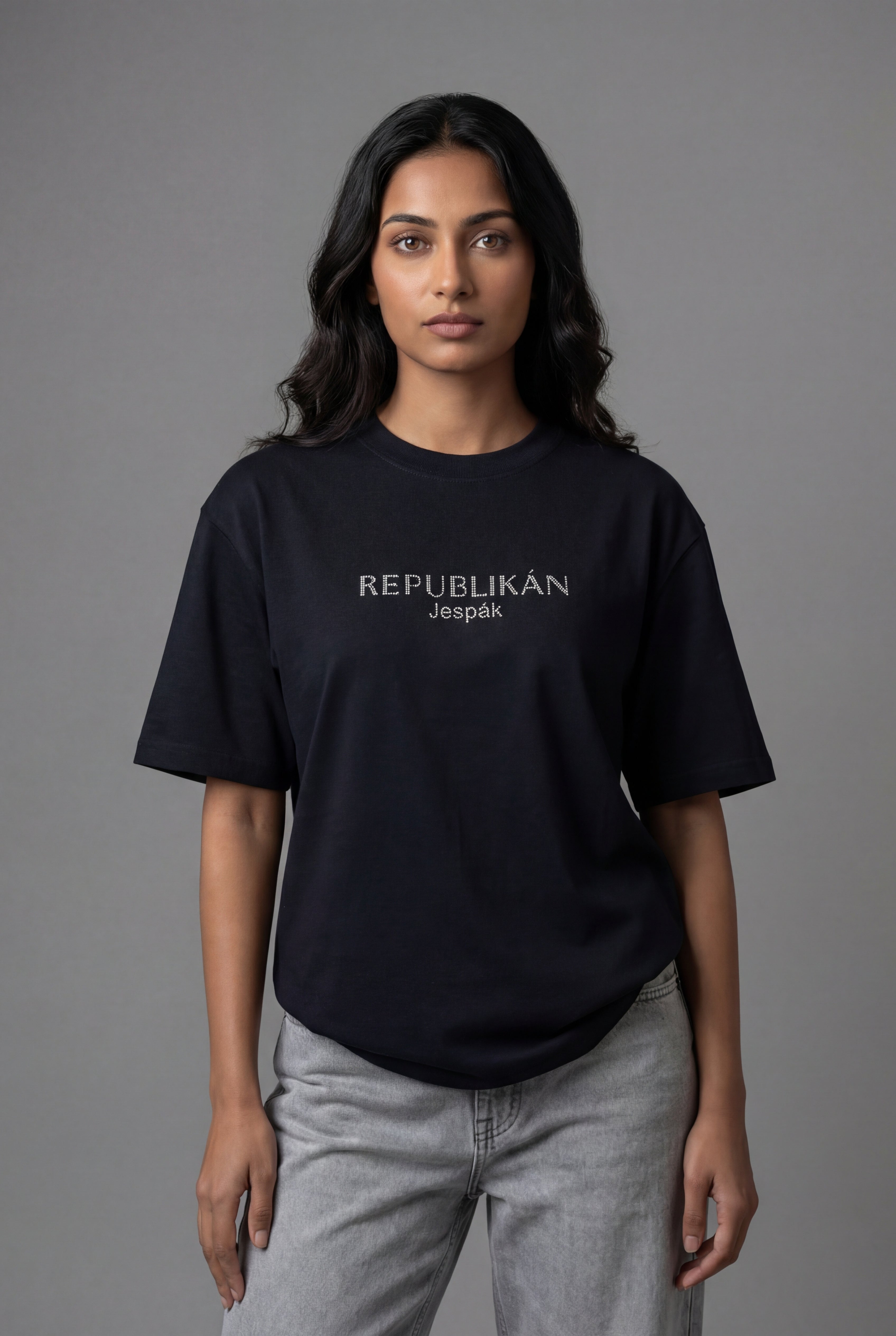 REPUBLIKÁN DIAMOND TYPOGRAPHY OVERSIZED T-SHIRT