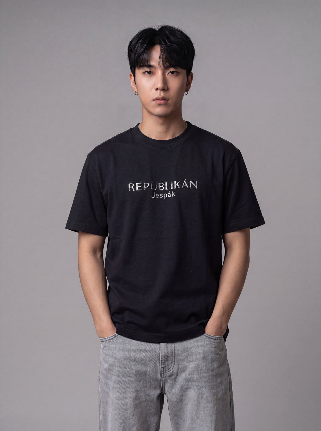 REPUBLIKÁN DIAMOND TYPOGRAPHY OVERSIZED T-SHIRT