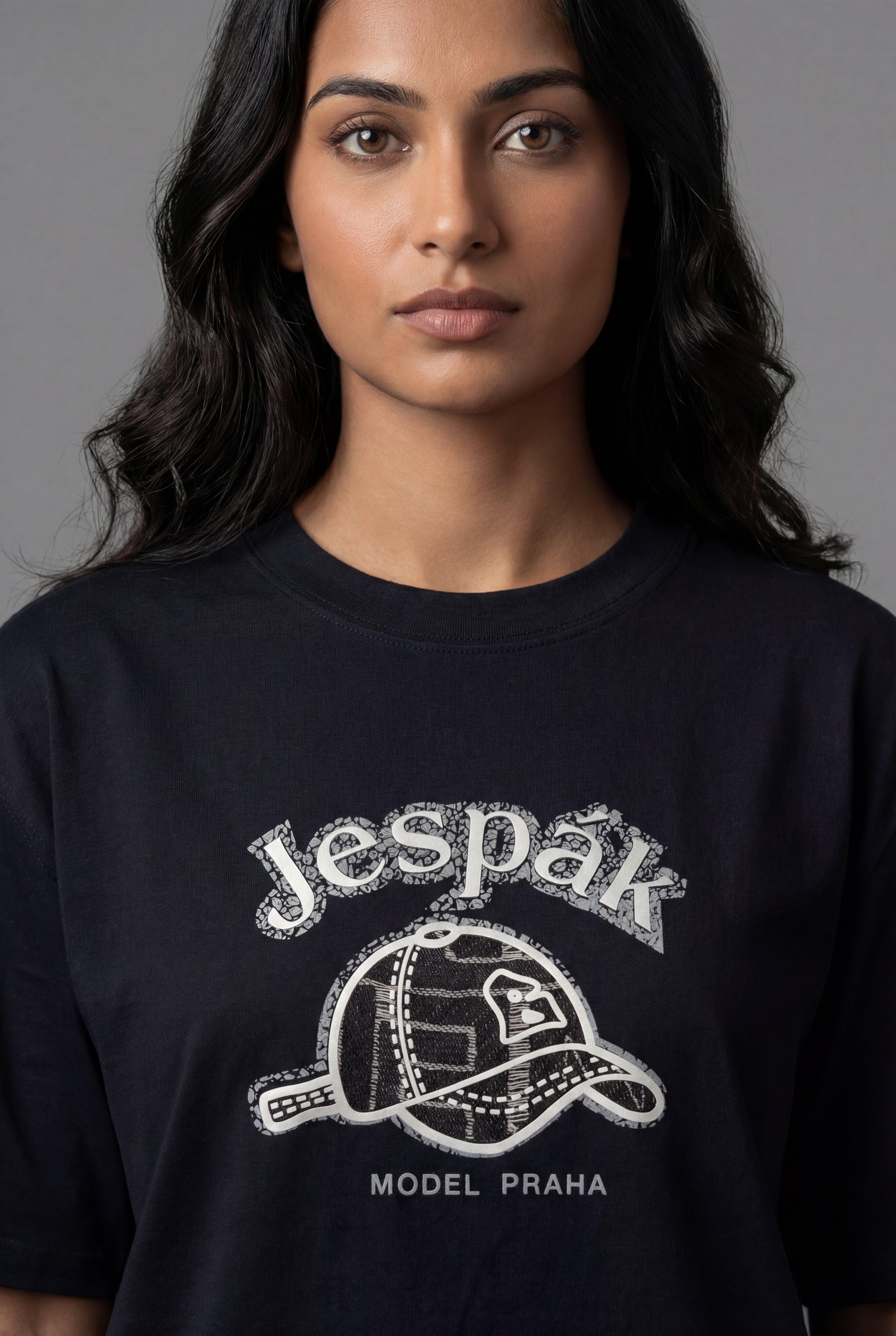 JESPÁK PRAHA HAT DESIGN OVERSIZED T-SHIRT
