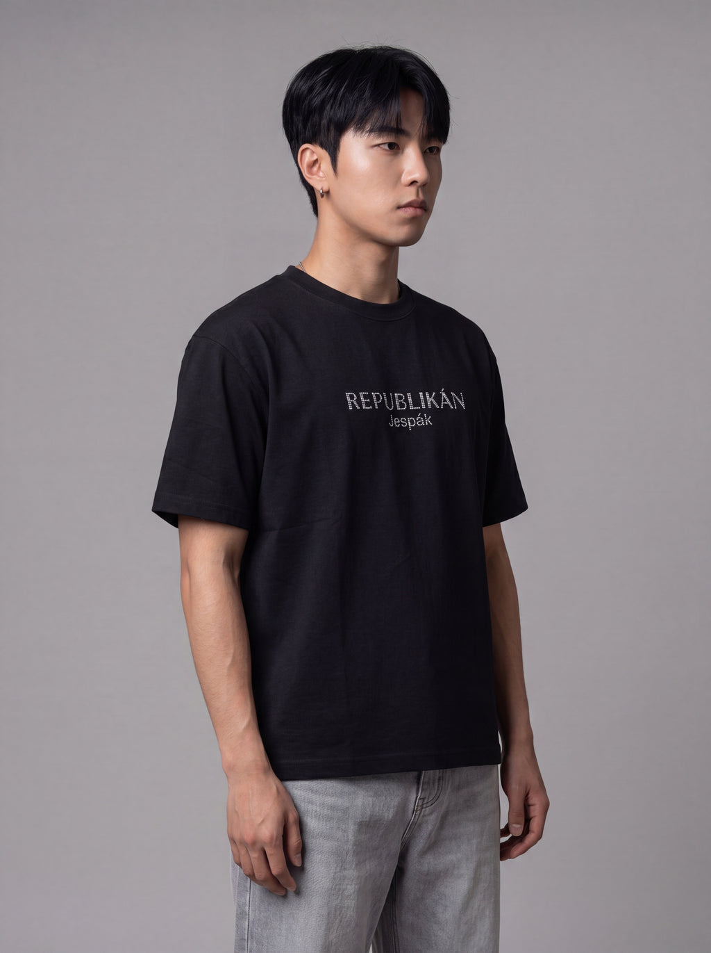 REPUBLIKÁN DIAMOND TYPOGRAPHY OVERSIZED T-SHIRT
