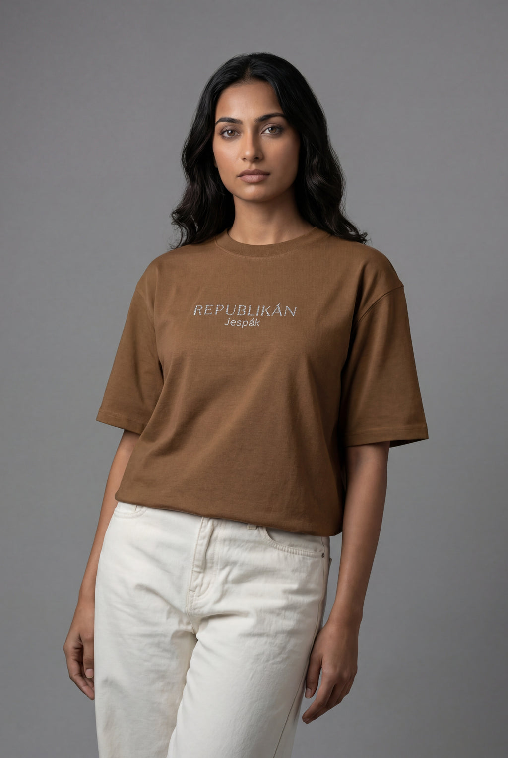 REPUBLIKÁN DIAMOND TYPOGRAPHY OVERSIZED T-SHIRT