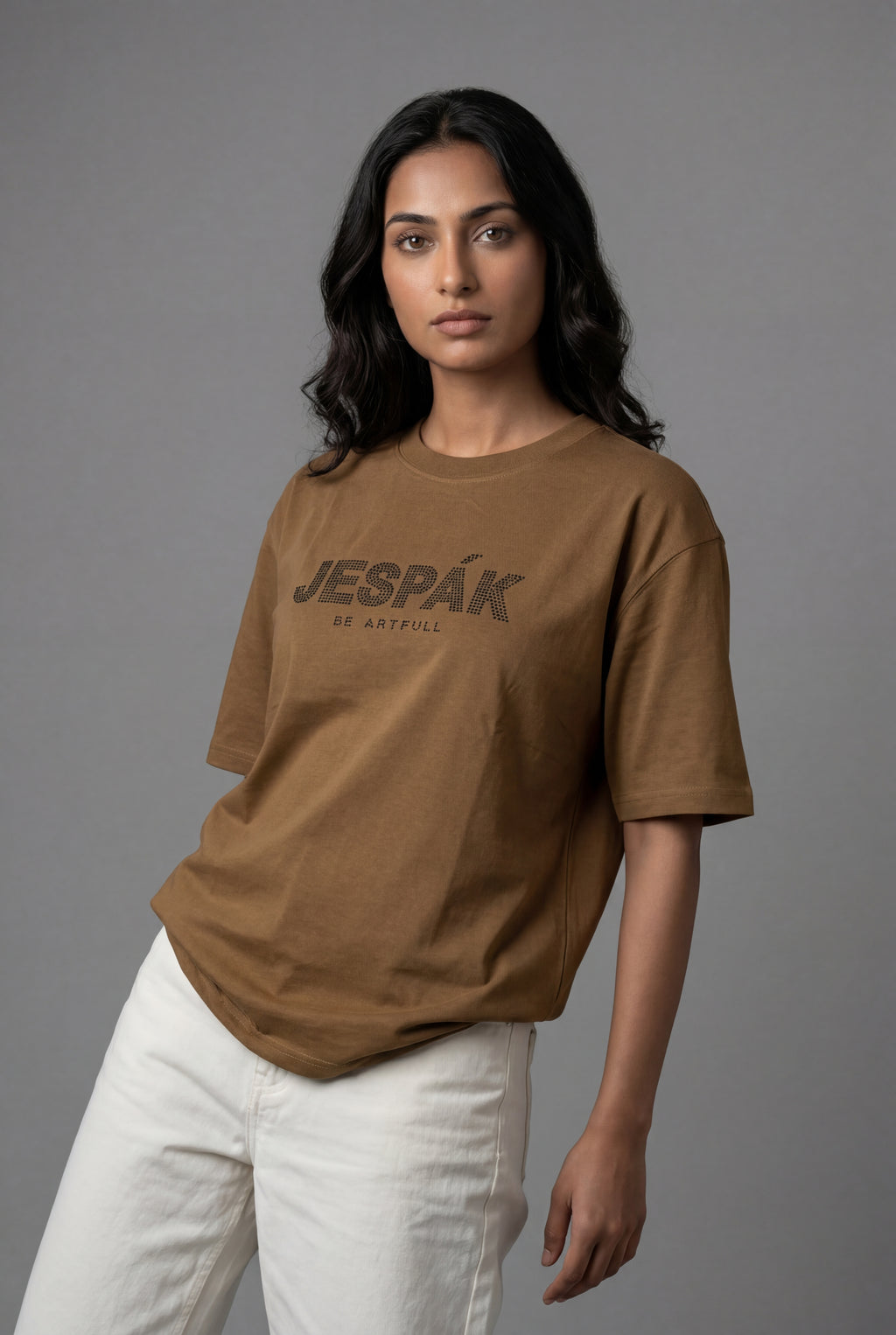 JESPAK DIAMOND DOT TYPOGRAPHY PREMIUM T-SHIRT