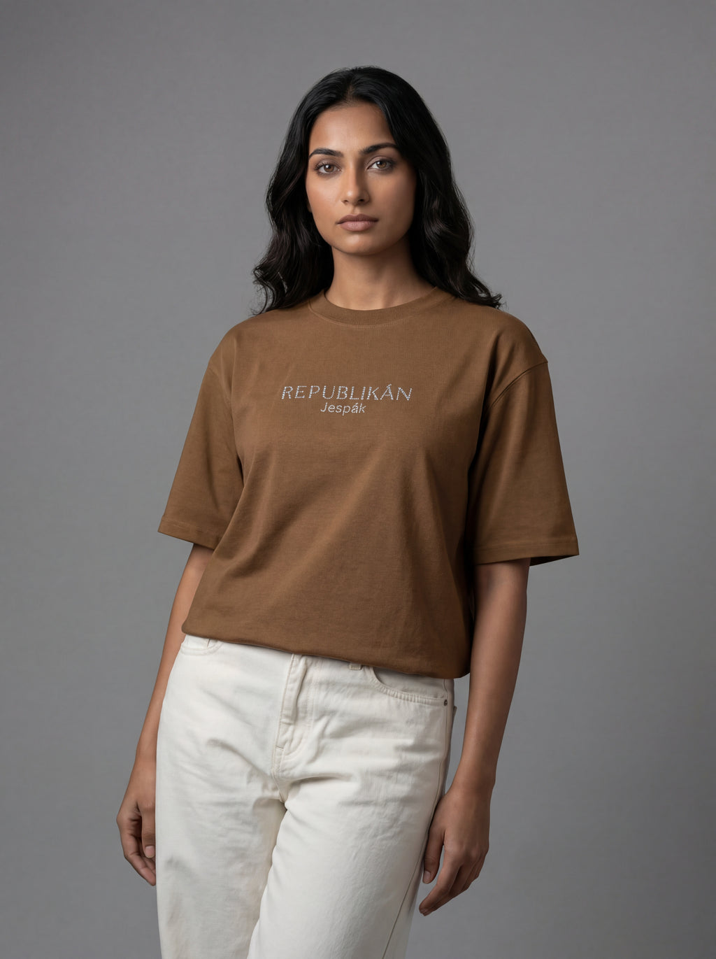 REPUBLIKÁN DIAMOND TYPOGRAPHY OVERSIZED T-SHIRT