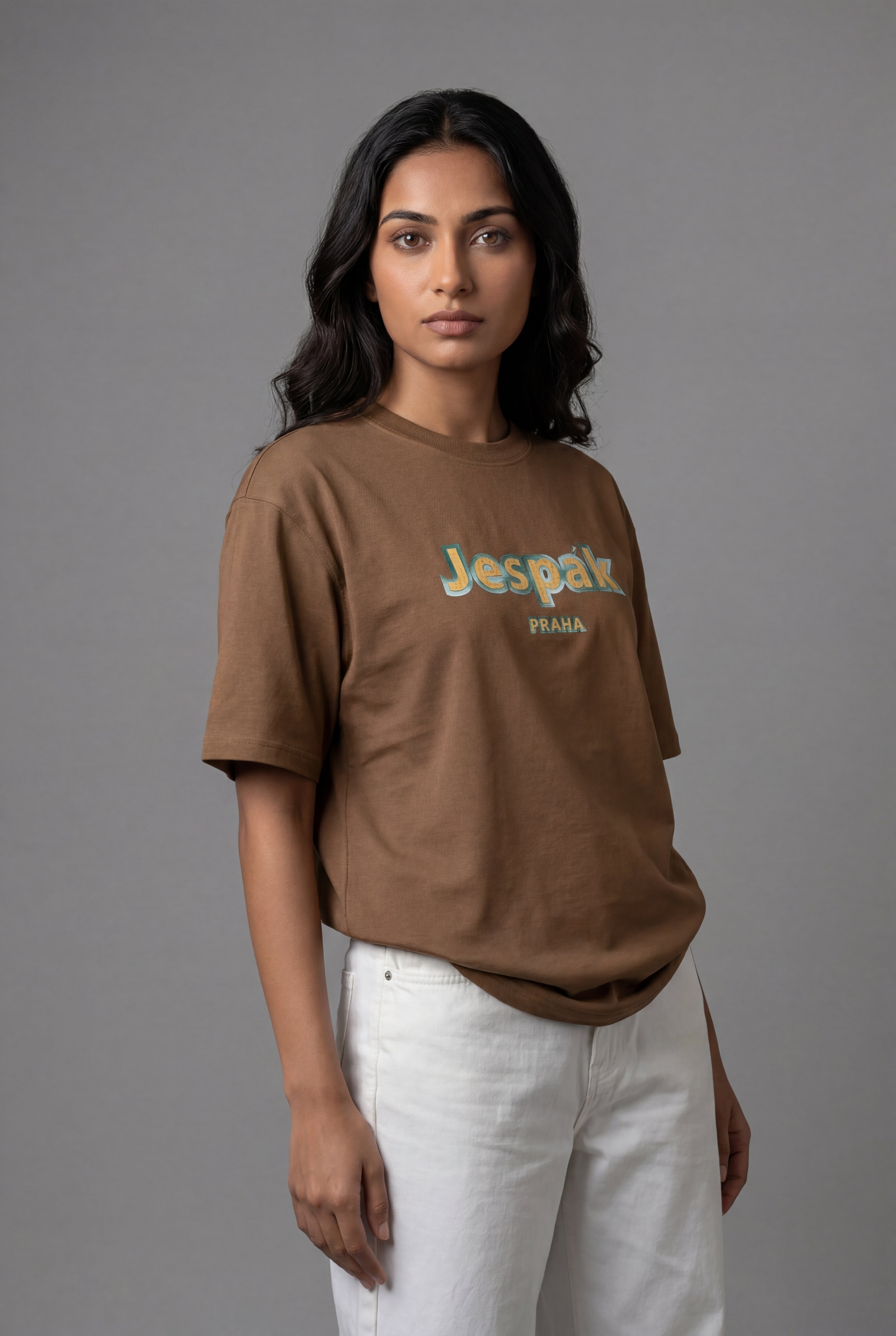 JESPÁK PRAHA EMBOSSED GRAPHIC T-SHIRT