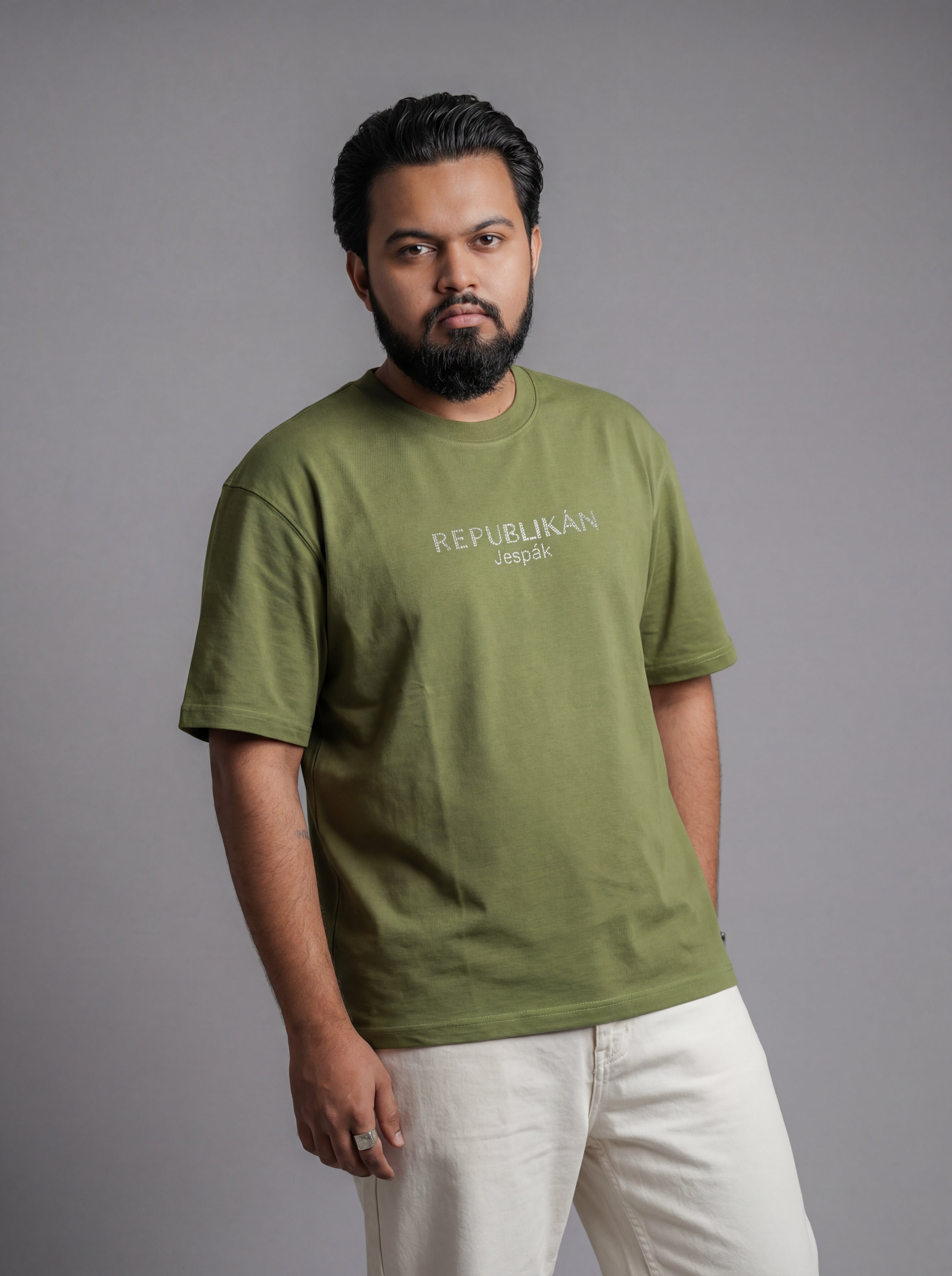 REPUBLIKÁN DIAMOND TYPOGRAPHY OVERSIZED T-SHIRT