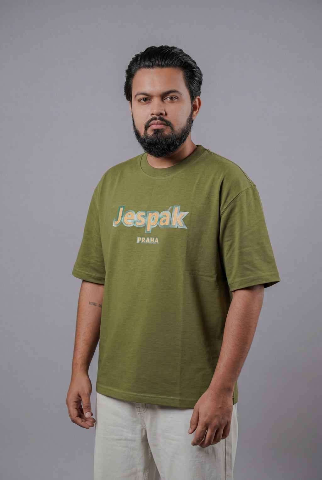 JESPÁK PRAHA EMBOSSED GRAPHIC T-SHIRT