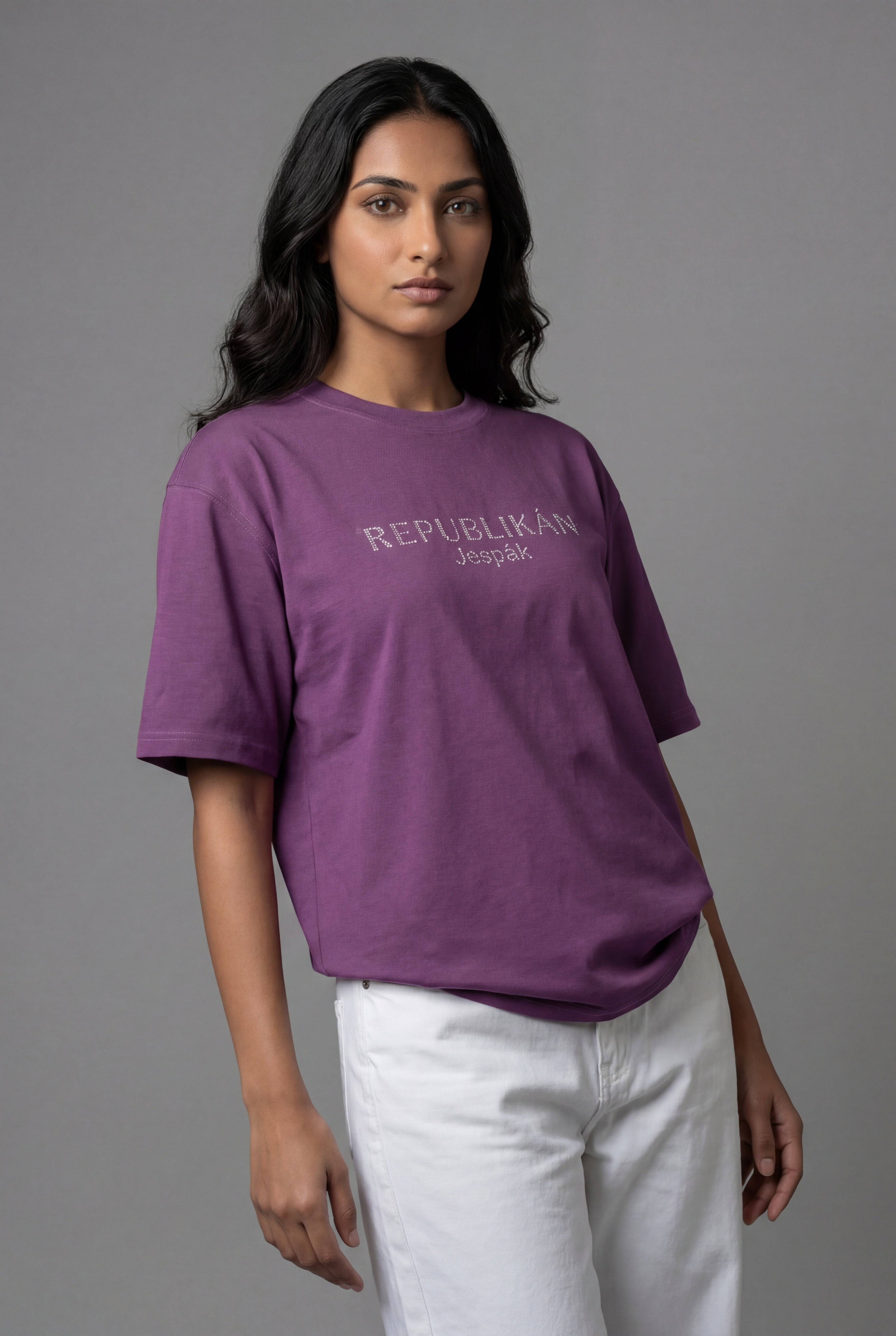REPUBLIKÁN DIAMOND TYPOGRAPHY OVERSIZED T-SHIRT