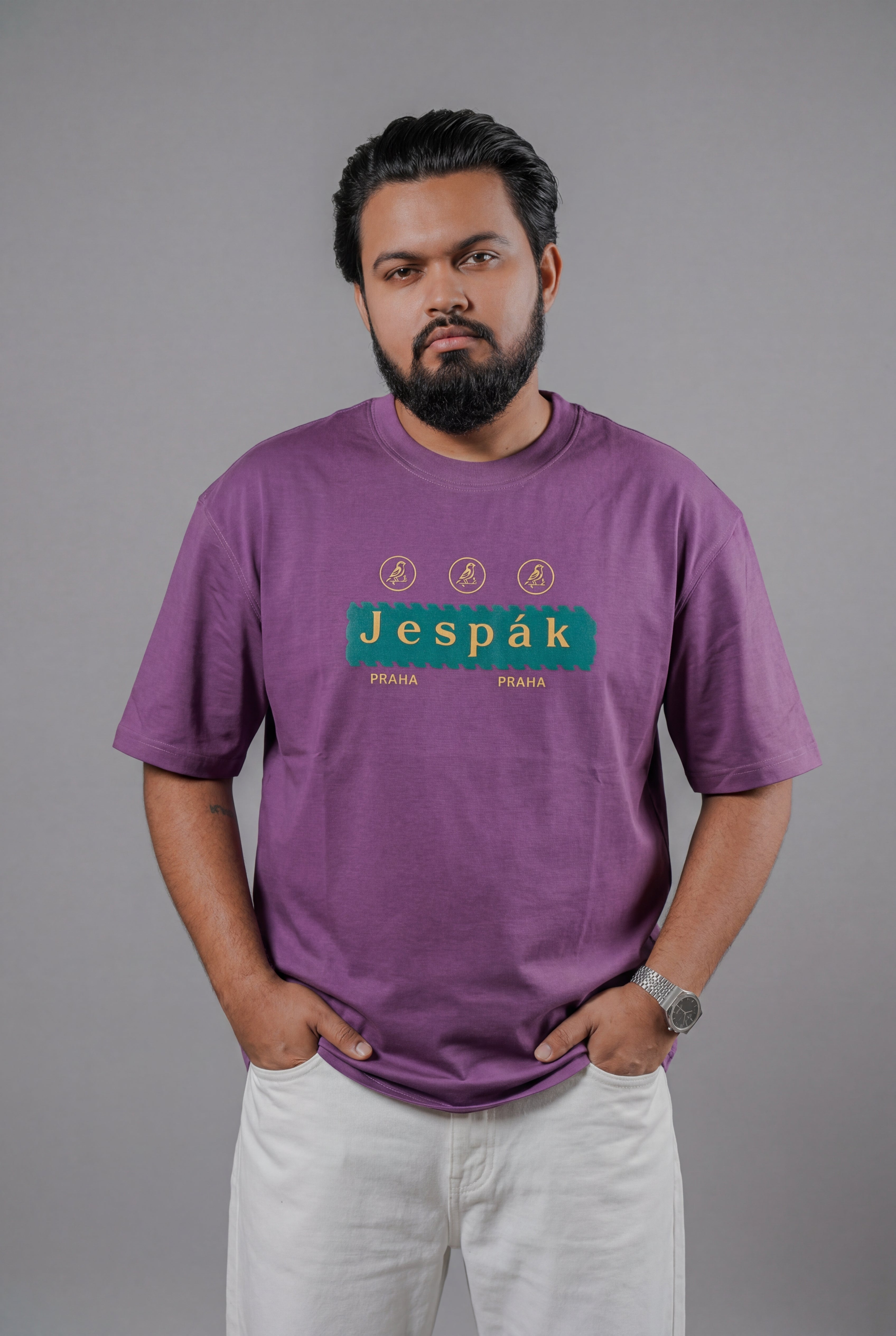 JESPAK EMBOSSED ICON STRIP PREMIUM T-SHIRT