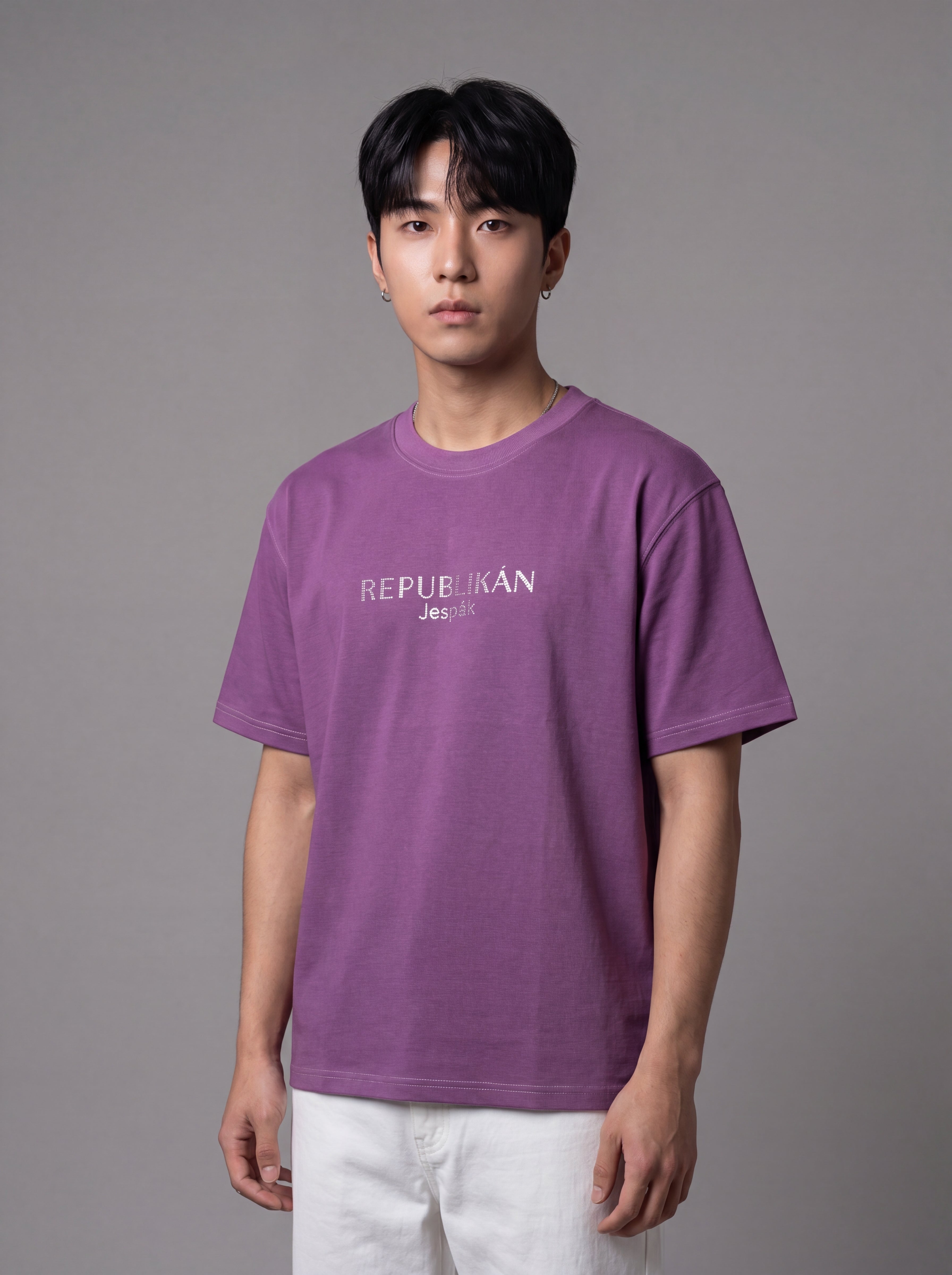 REPUBLIKÁN DIAMOND TYPOGRAPHY OVERSIZED T-SHIRT