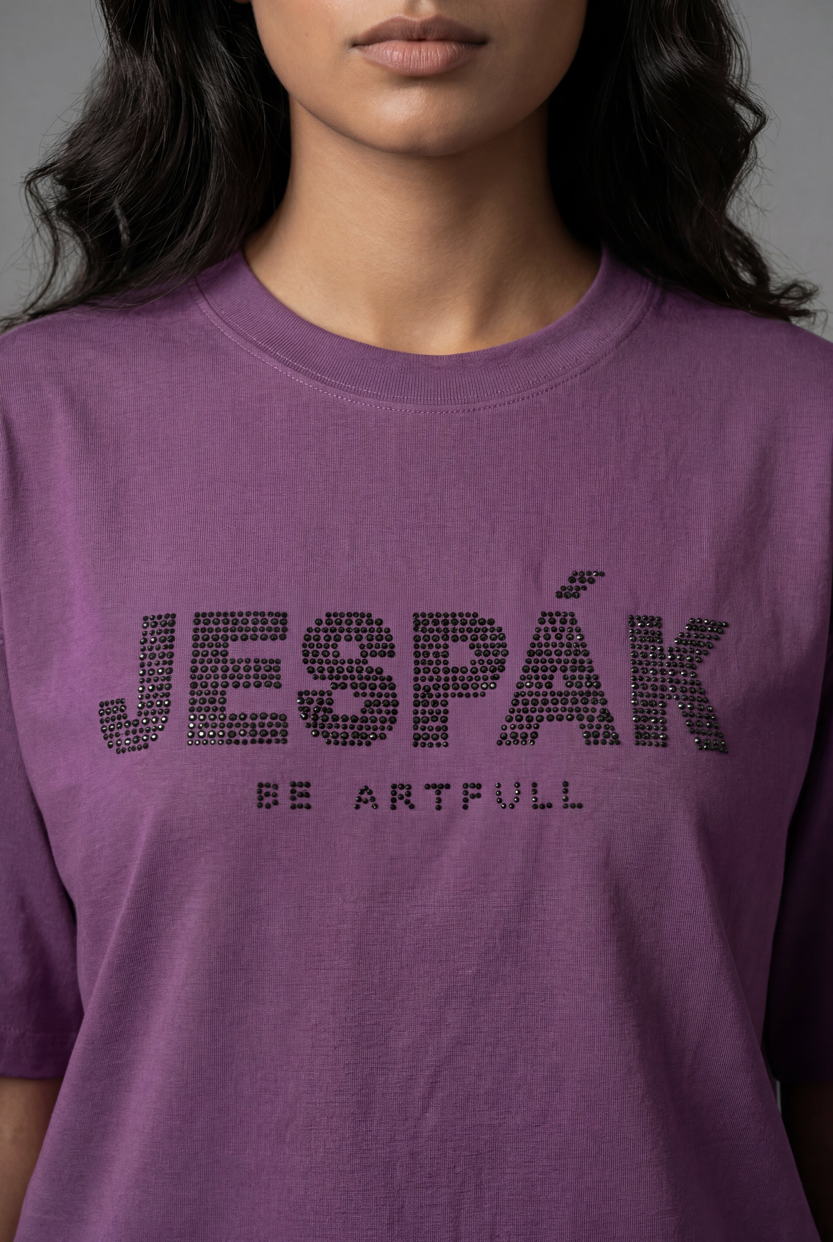 JESPAK DIAMOND DOT TYPOGRAPHY PREMIUM T-SHIRT