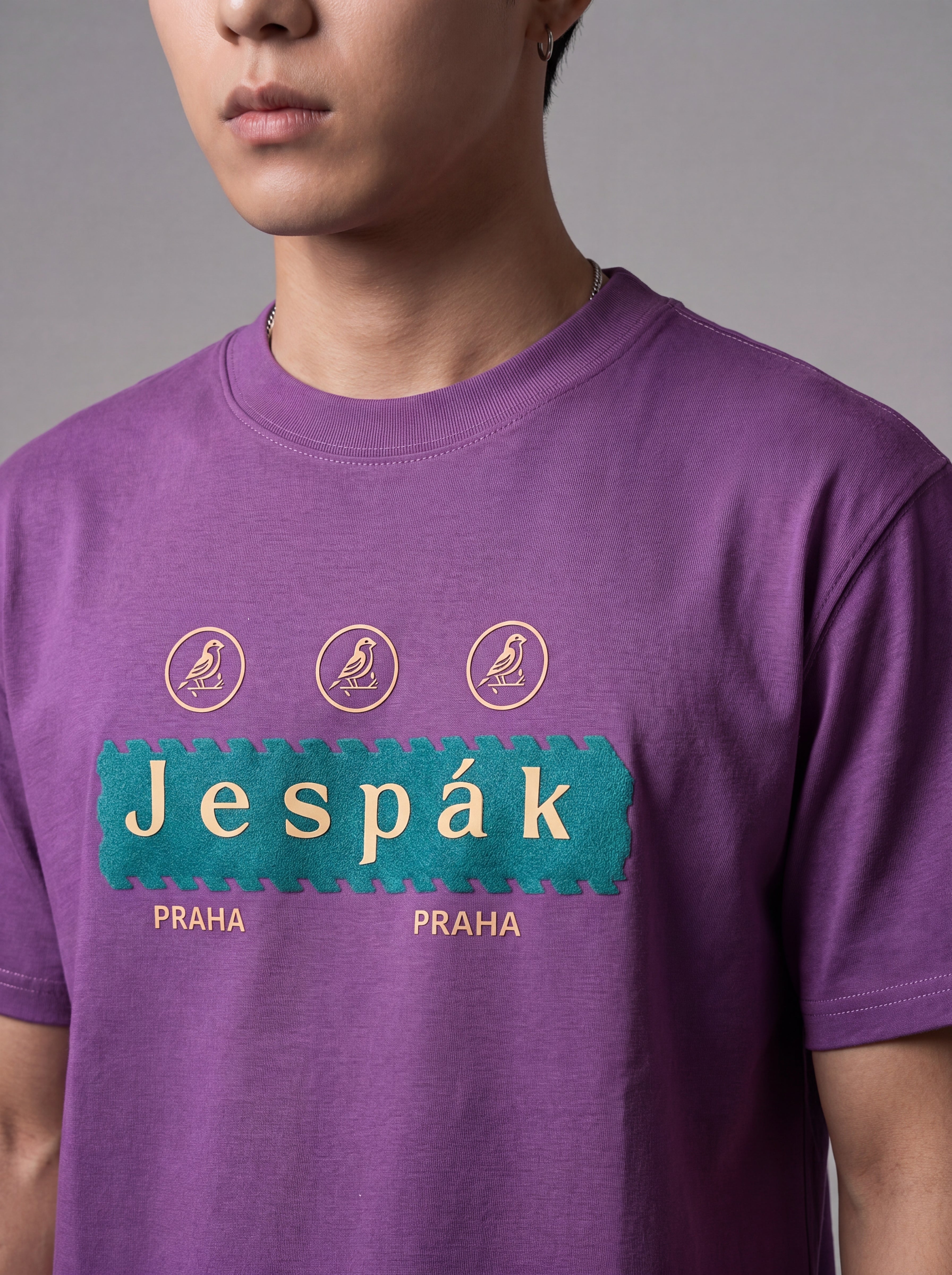 JESPAK EMBOSSED ICON STRIP PREMIUM T-SHIRT