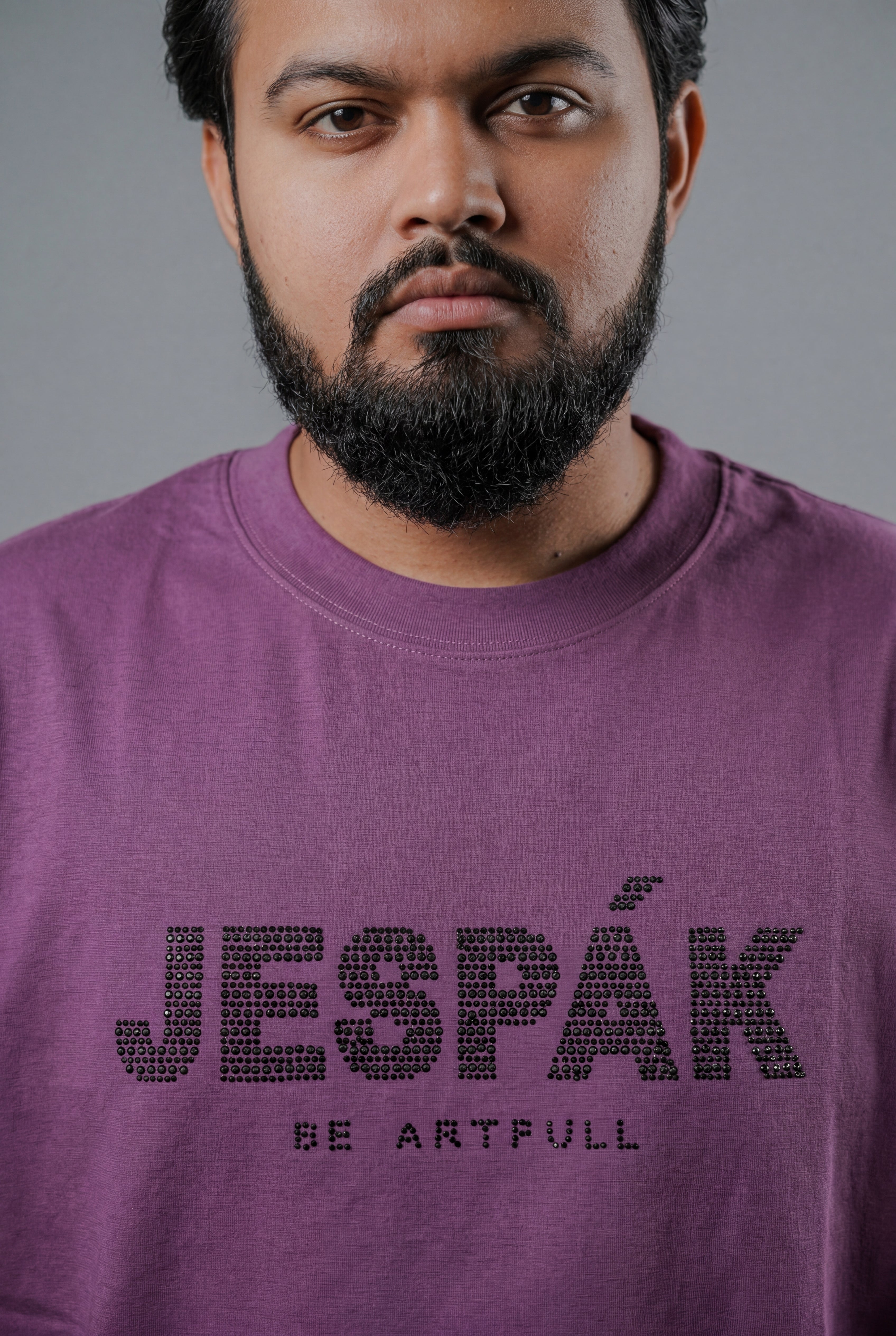 JESPAK DIAMOND DOT TYPOGRAPHY PREMIUM T-SHIRT