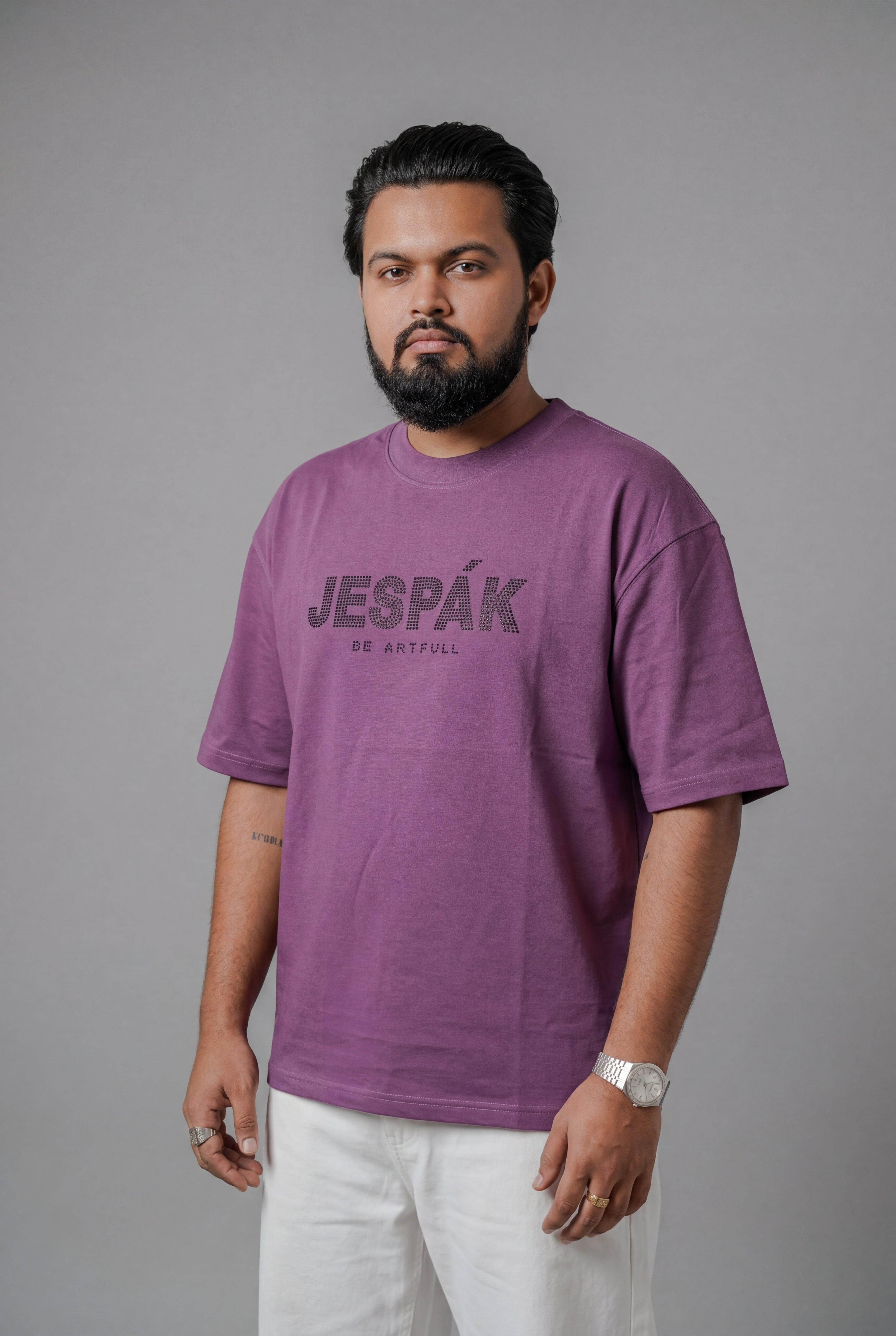 JESPAK DIAMOND DOT TYPOGRAPHY PREMIUM T-SHIRT