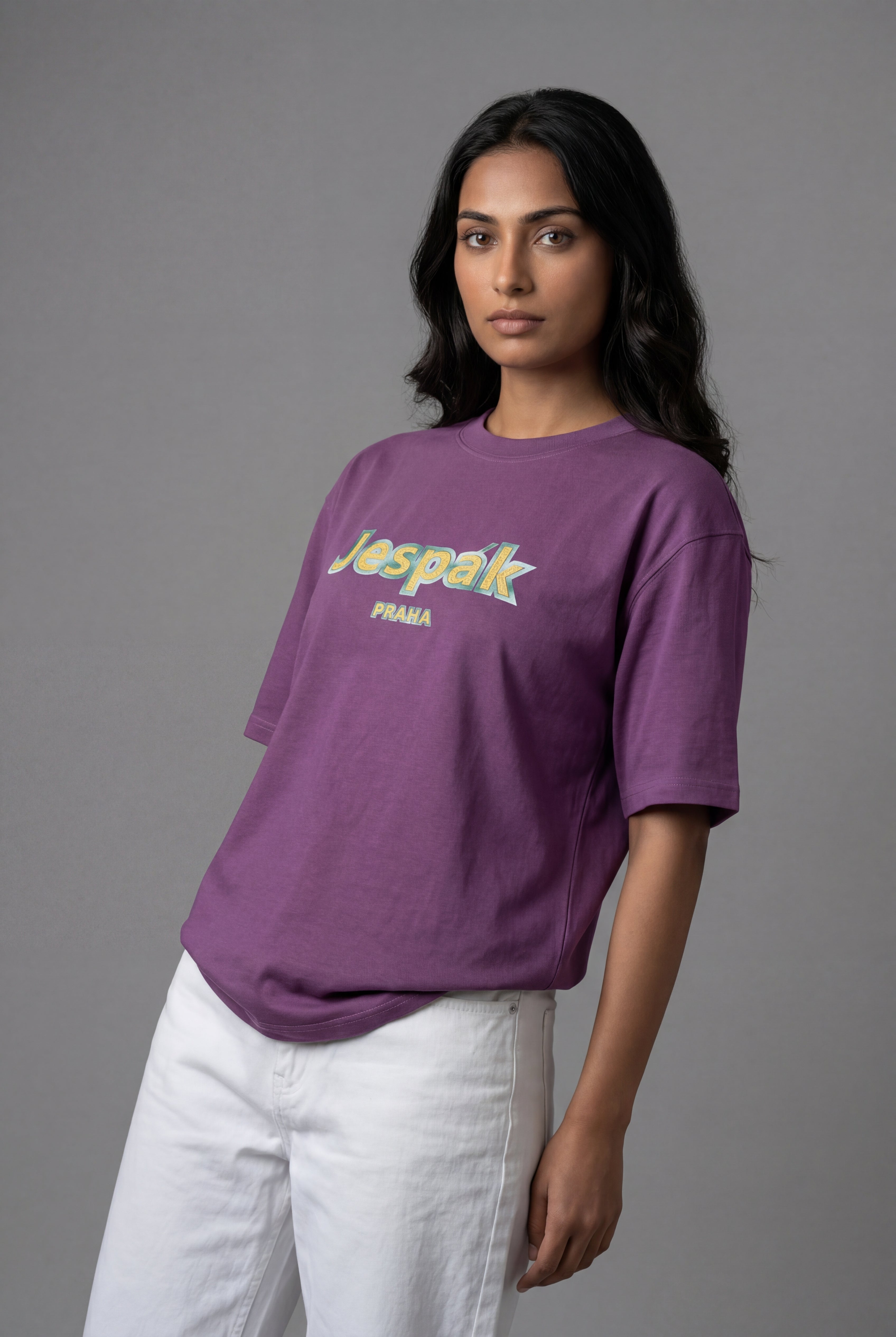 JESPÁK PRAHA EMBOSSED GRAPHIC T-SHIRT