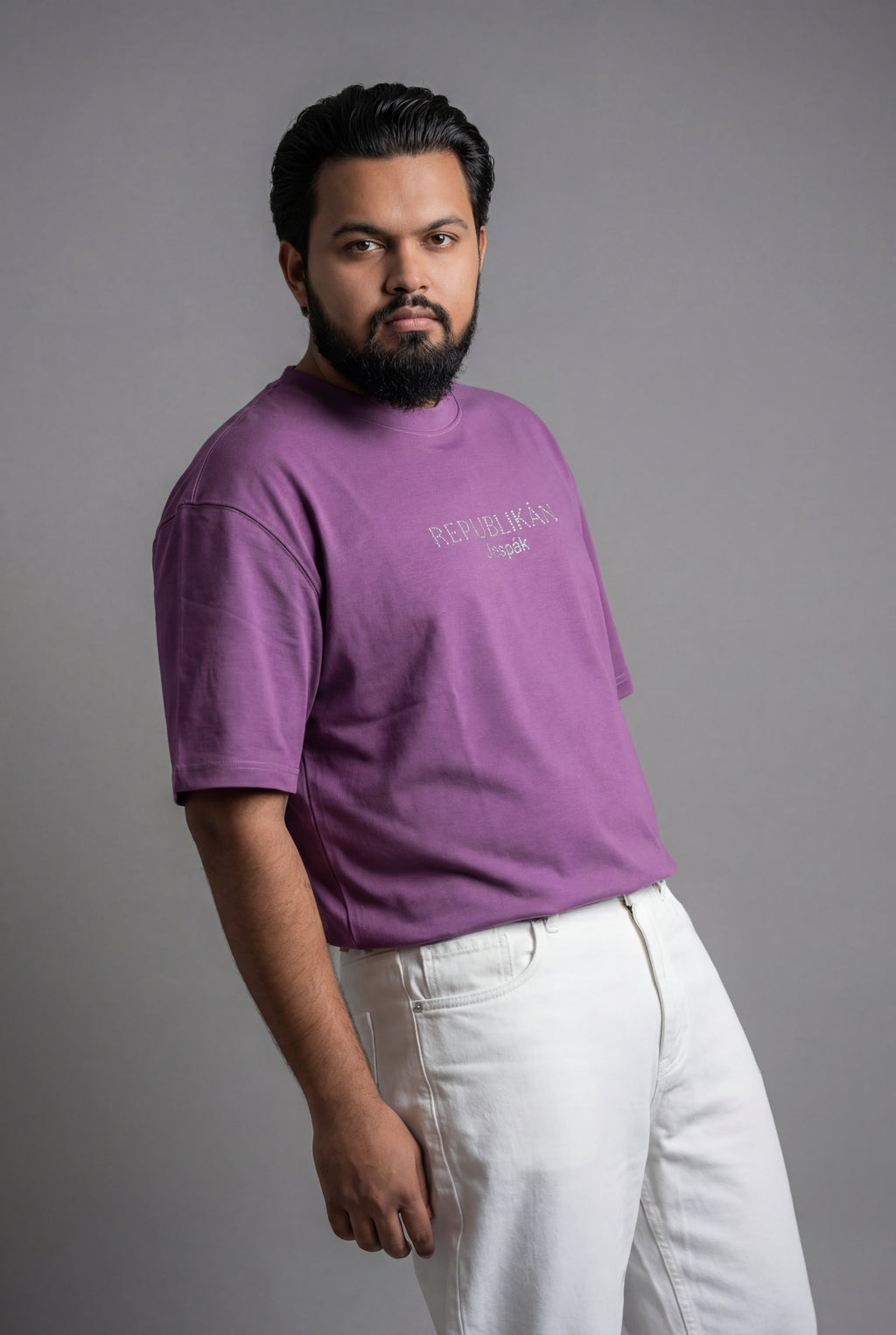 REPUBLIKÁN DIAMOND TYPOGRAPHY OVERSIZED T-SHIRT