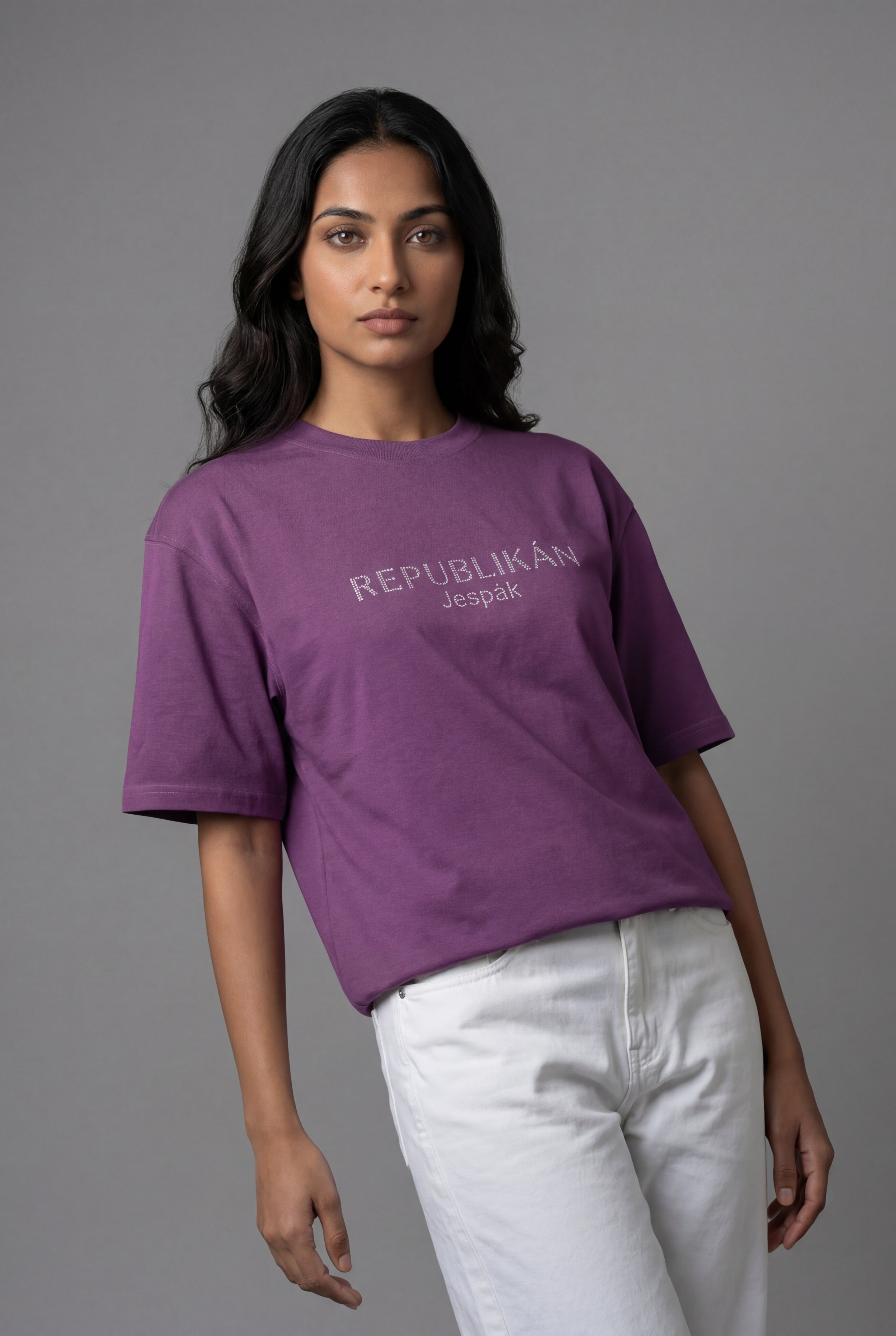 REPUBLIKÁN DIAMOND TYPOGRAPHY OVERSIZED T-SHIRT