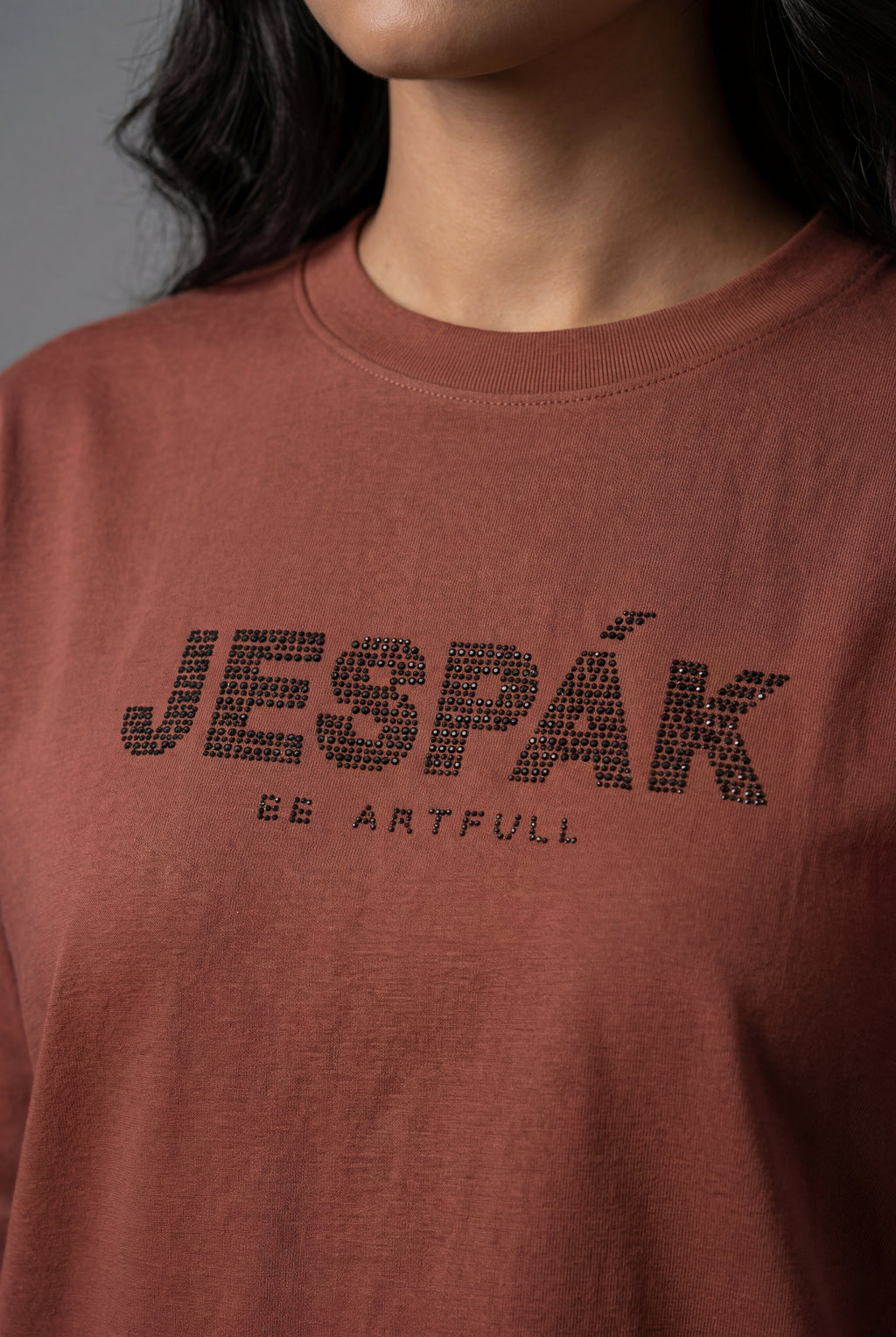 JESPAK DIAMOND DOT TYPOGRAPHY PREMIUM T-SHIRT