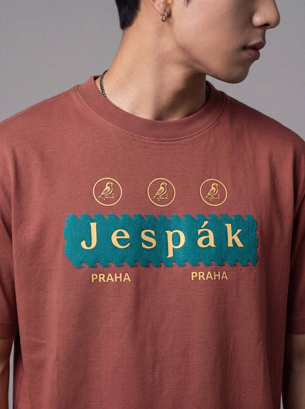 JESPAK EMBOSSED ICON STRIP PREMIUM T-SHIRT