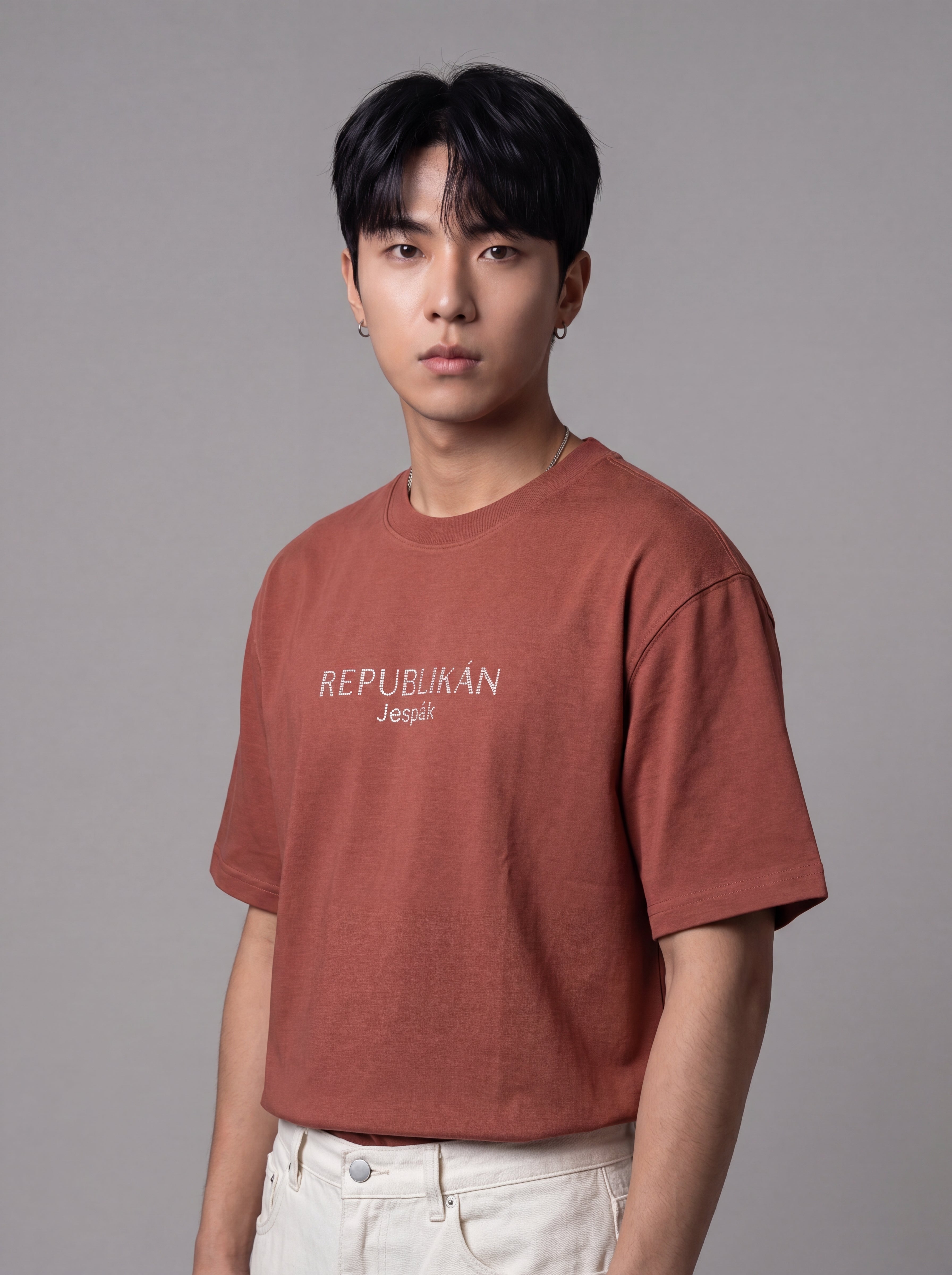 REPUBLIKÁN DIAMOND TYPOGRAPHY OVERSIZED T-SHIRT