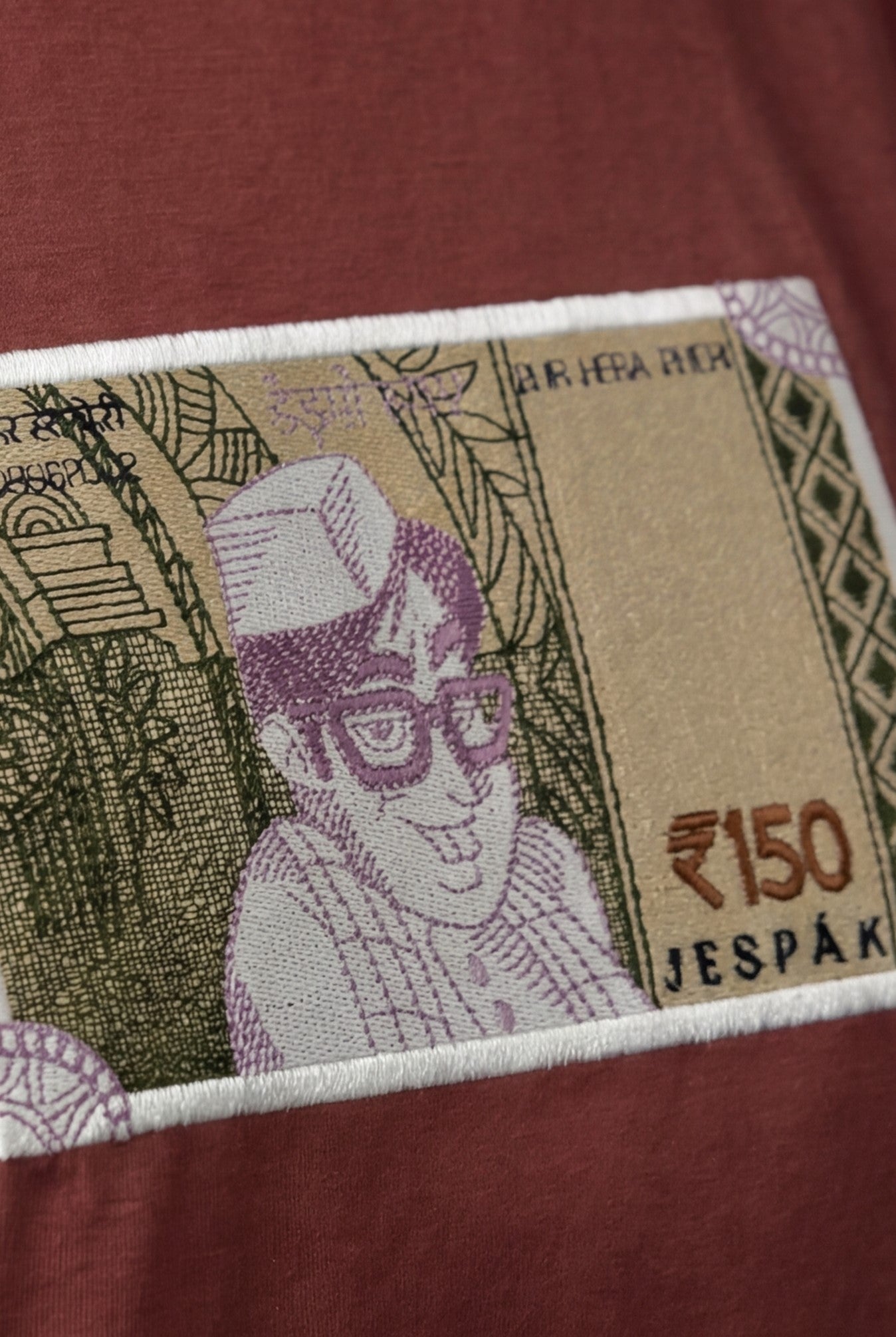 JESPÁK CURRENCY EMBROIDERY DESIGN T-SHIRT