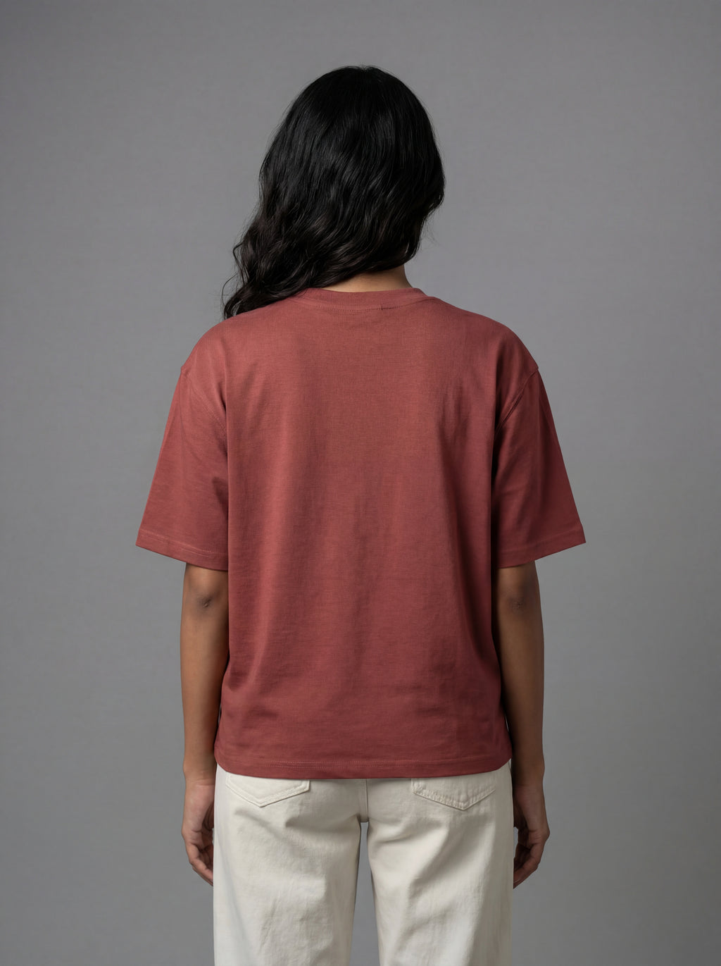 JESPÁK PRAHA EMBOSSED GRAPHIC T-SHIRT