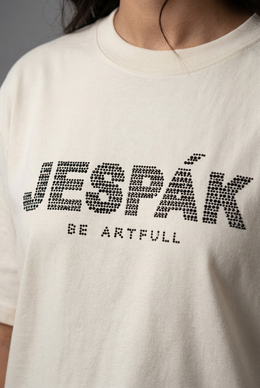 JESPAK DIAMOND DOT TYPOGRAPHY PREMIUM T-SHIRT